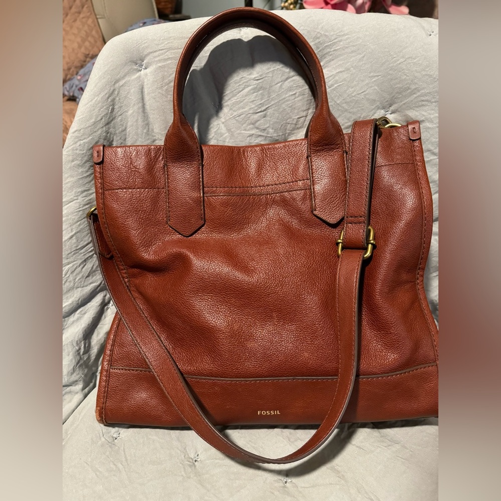 Fossil Brown Leather Tote with Vintage Patina